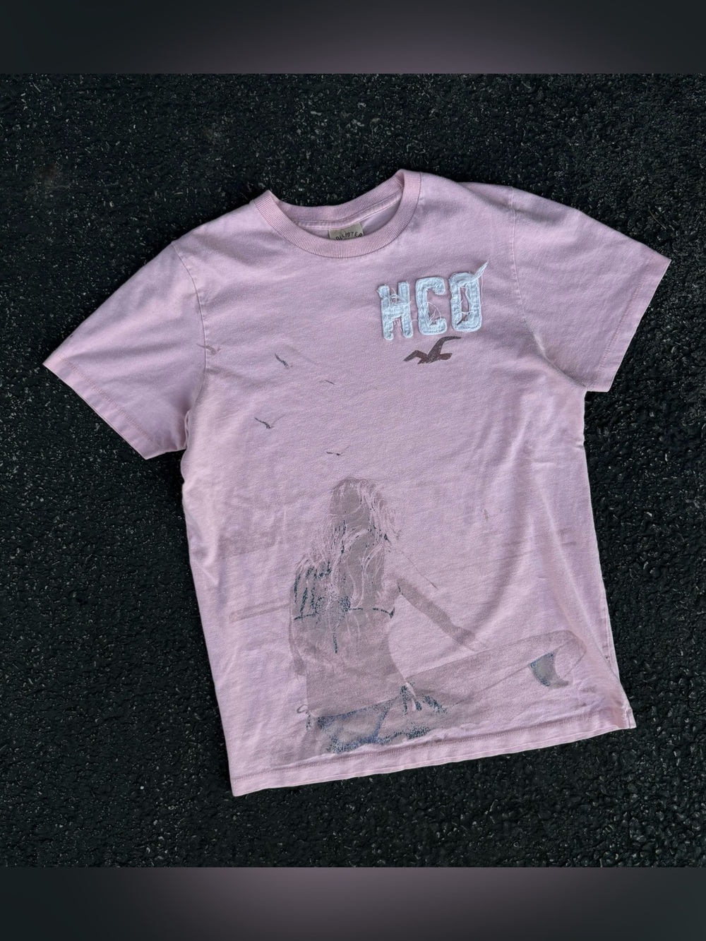 Vintage Y2K Hollister T Shirt Mens Medium Pink Surfer Girl Graphic Distressed